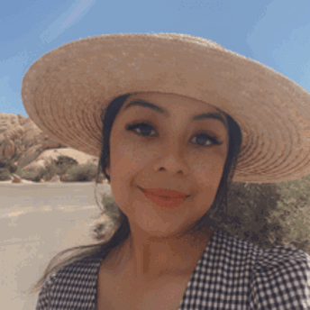 Laura  Mendoza Photo